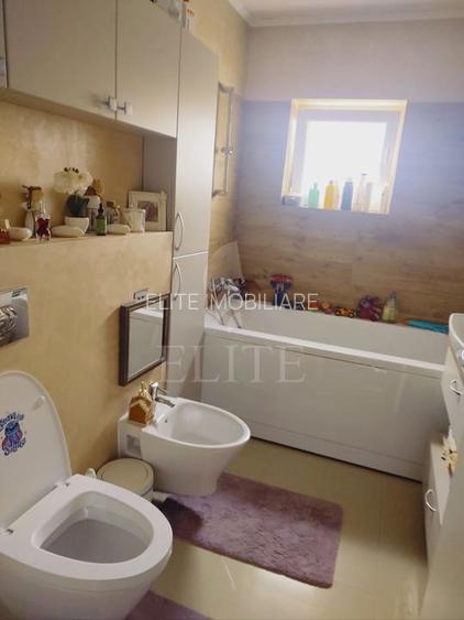 Apartament 3 camere în zona ZORILOR - 12