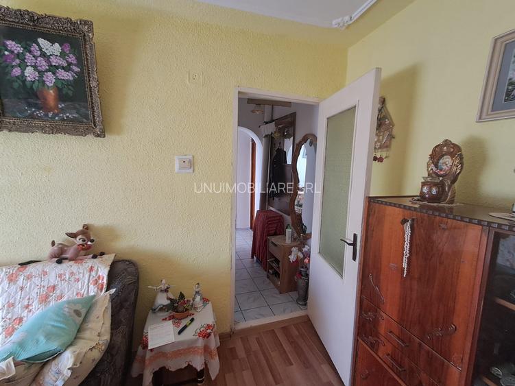 Apartament 3 camere Aleea Caminului - etaj 3/4 - 37 mp - 34900 euro - 5