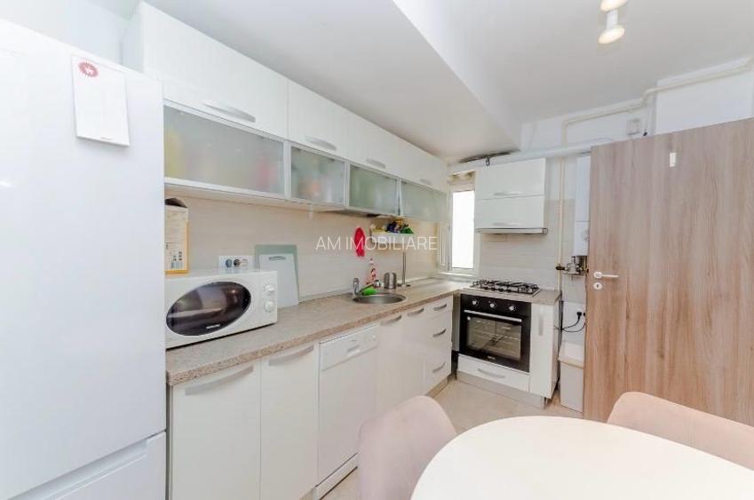 AP.2 CAMERE 13 SEPTEMBRIE, CENTRALA PROPRIE,BUCATARIE INCHISA,MODERN - 6