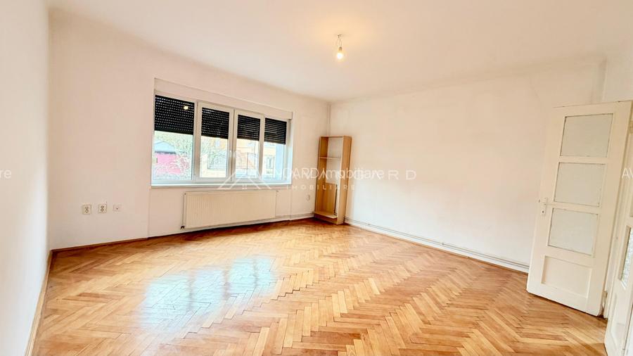 Apartament spațios în vilă, Andrei Mureșanu, ideal locuință sau birou - 2