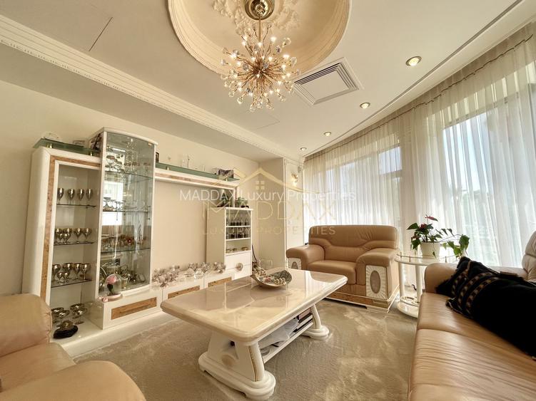 Impressive Villa *1500 SQM usable* 2613 SQM land / Open to the lake - 21