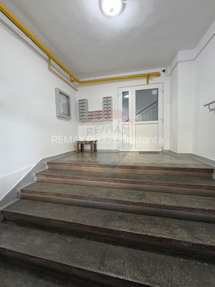 Apartament de vânzare 2 camere central cu vedere la mare - 13