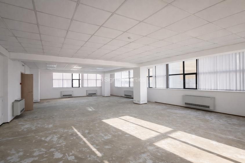 Birouri 200 - 330 mp | Expozitiei - Piata Presei Libere | Comision 0% - 4