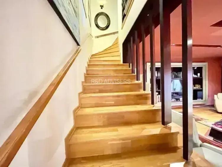 Vilă Luxury în Zona Jandarmeriei | 8 Camere | Arhitectură Eleganta - 13