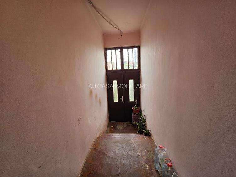 Ap în casă cu 2 ap, curte comună și grădină, C Bogdăneștilor, comision 0% - 16