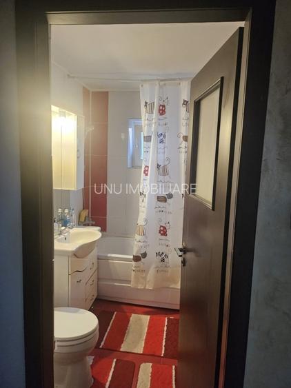 3 camere decomandat bloc 1986 zona Cug - 5