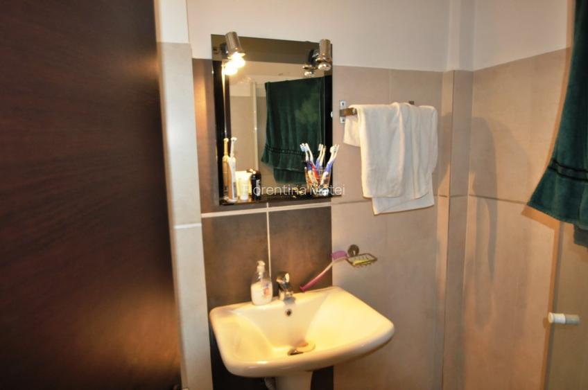 Vanzare vila situata vis a vis de Porsche Nord - 6