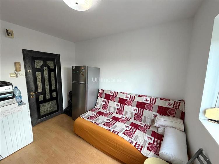 USCATORIE  | ZONA SOVATA | ORADEA - 4