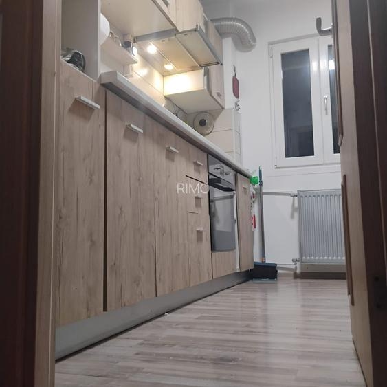 Apartament cu trei camere, zona Straduintei, 95.000€ negociabil - 6