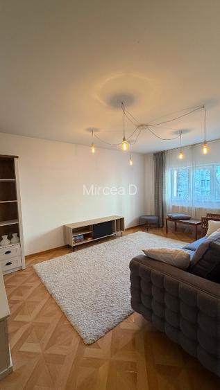 Apartament in Obcini de vanzare  3 camere decomandat  - 3