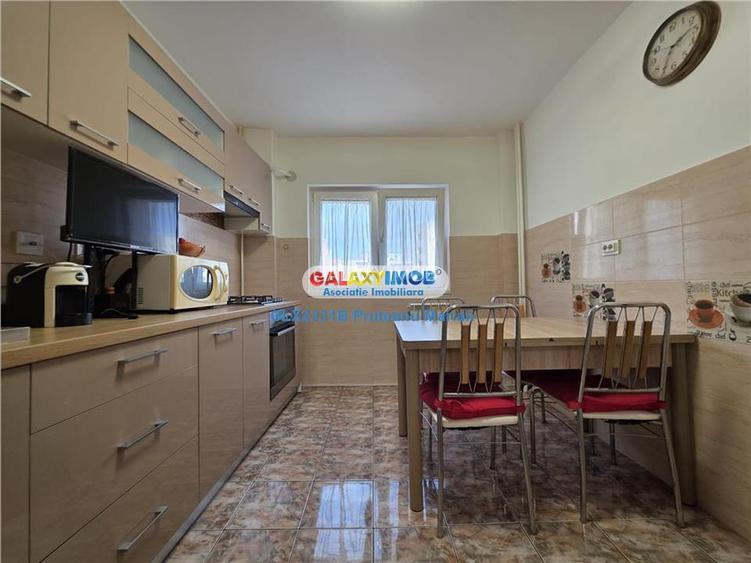 Vanzare apartament Modern cu 4 camere situat pe Bld Stefan Cel Mare - 17