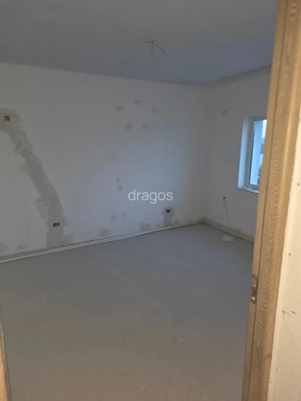 VAND APARTAMENT  3 CAMERE DECOMANTAT 75M2 - TECUCI - 3