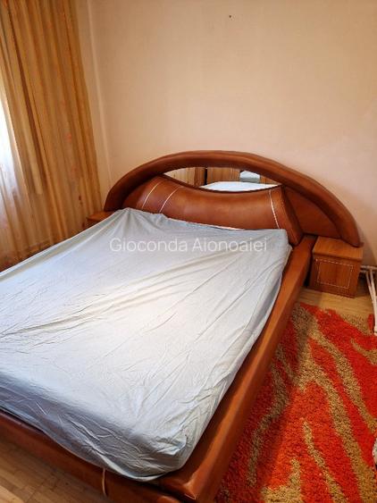 Apartament de vânzare cu 3 camere  - 9