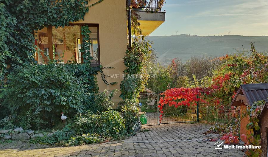 Casa/Duplex cu 2 apartamente separate- Gradina si Priveliste de Vis in Baciu - 2