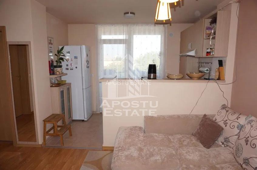 Apartament cu 2 camere, zona Girocului, Centrala Proprie - 3