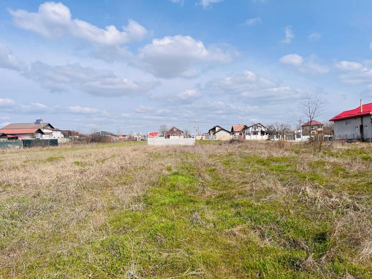 Teren intravilan, 2 parcele, 815 mp, utilitati, Preajba - zona Smart Pub - 15