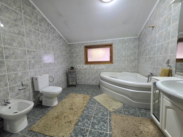 Vilă deosebită de vânzare în Otopeni langa ''Ana Aslan'' - 28