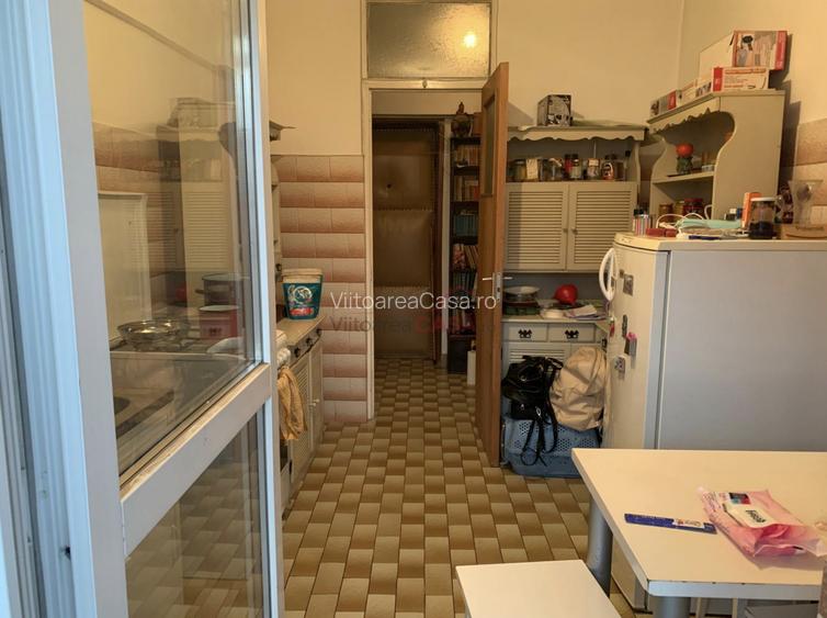 Bd Dacia - 2 camere decomandat - etaj 5 din 8- bloc 1982 – metrou Obor - 4