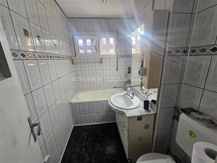 Resita, 3 Cam. Dec., Mobilat+Utilat, Micro 2 - 31