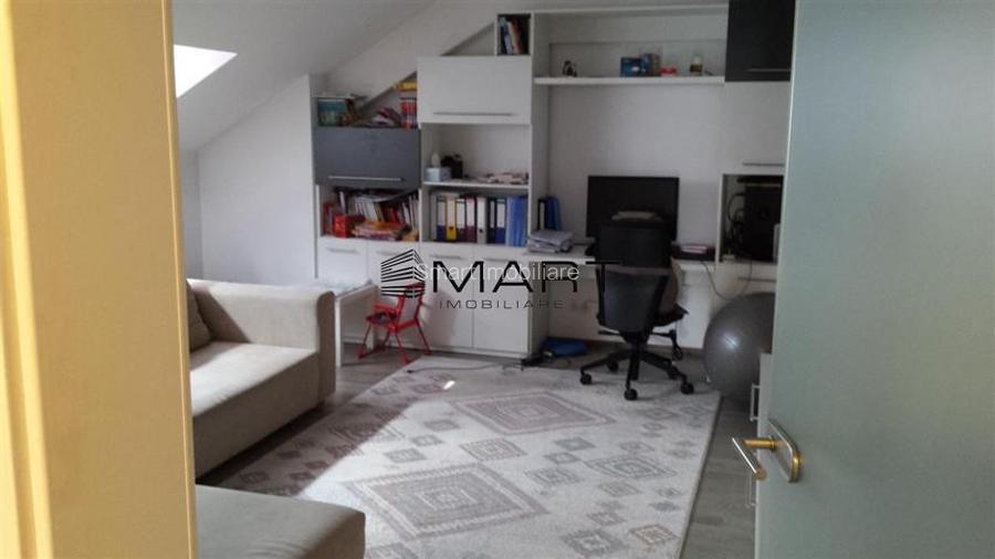 Apartament 3 camere decomandat zona Terezian - 16