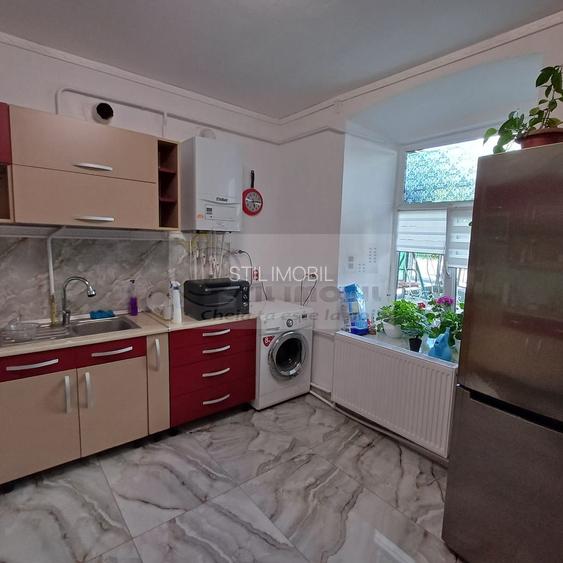 APARTAMENT ULTRACENTRAL , PIATA UNIRII, CUZA VODA 70 MP PLUS CURTE - 60