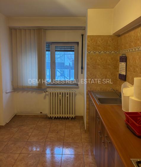 DEC EBAL,stradal ,monolit,locatie exceptionala in centrul capitalei,liber,metrou - 12