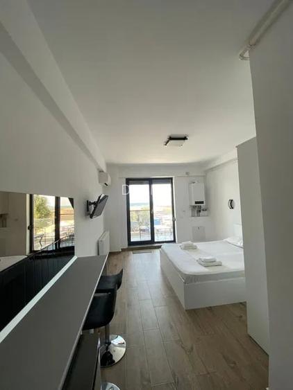 OCAZIE! MAMAIA-SUMMERLAND STUDIO MOBILAT SI UTILAT MODERN VEDERE CATRE - 4