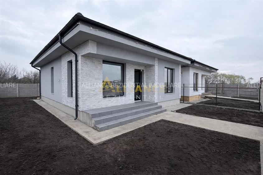 Casa Individuala - 3 camere - 1 baie - 250mp teren - 2