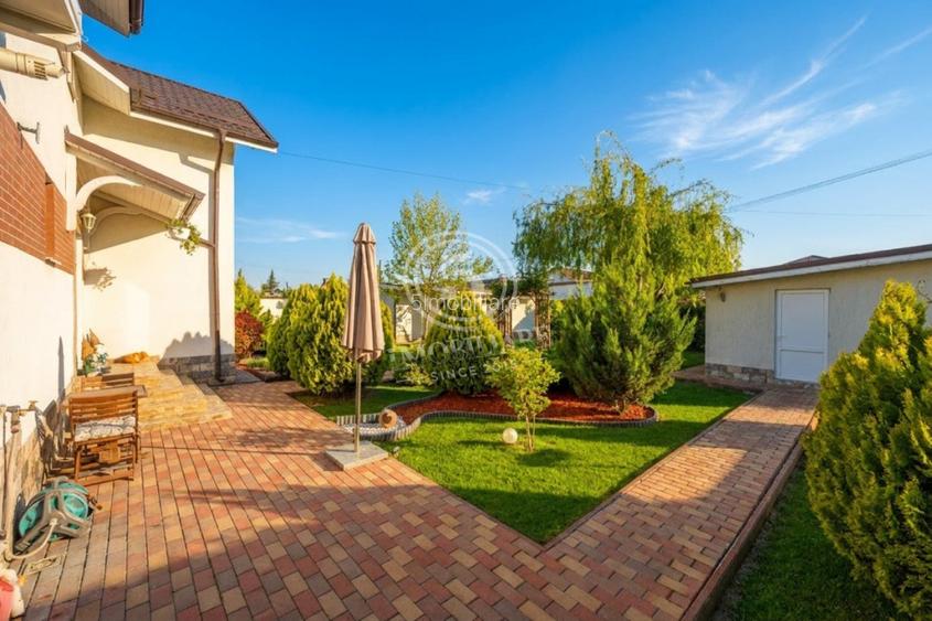 Casa cu probabil cea mai frumoasă grădină din Bragadiru + 2 garaje - 27