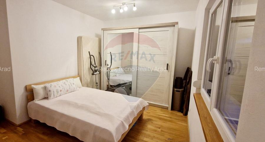 Casa la sol, complet mobilata si utilata de inchiriat, Westfield - 4