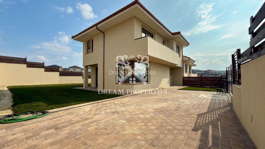 Casa de vanzare 120 mp, 4 camere,3 bai, teren 350 mp, DEZMIR - 2