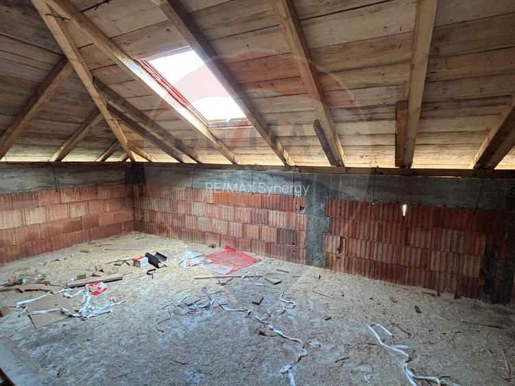 Casă 6 camere Buftea: Stil clasic, zonă verde și confort modern - 13