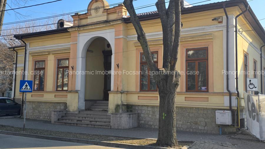 Cladire speciala de VANZARE  sau de INCHIRIAT  ultracentral Focsani - 37