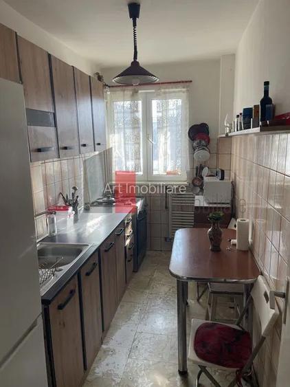APARTAMENT 3 CAMERE -IANCU DE HUNEDOARA/ LANGA GUVERN - 4
