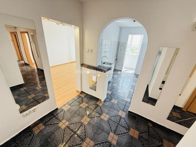 Calea Șagului | 3 camere | Decomandat | Bloc izolat | View superb - 6