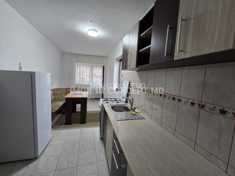 INCHIRIERE Garsoniera spatioasa, in bloc la curte, zona Mihai Bravu - 6