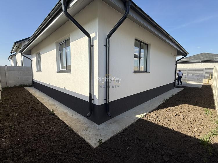 Casa Noua 3 Camere, Placa, STB in zona, Teren 280 mp, Comision 0% - 5