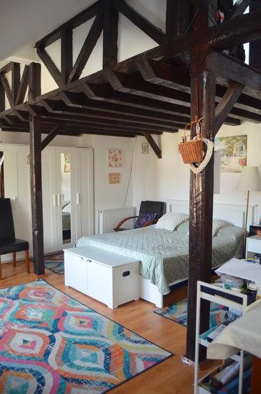 Apartament cu doua camere in vila cu foisor
