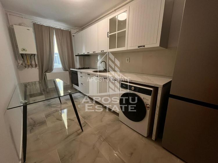 Apartament 2 camere, centrala proprie, loc de parcare, Giroc - 2