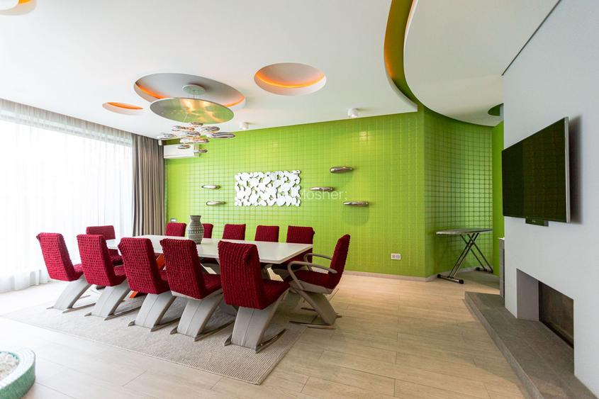 Vila, design ambitios, spatii luminoase in conexiune cu natura - 9