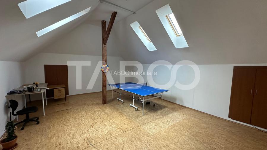 Casa curte libera 300mp 8 camere individuala zona Calea Poplacii Sibiu - 18