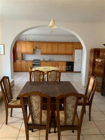 Casa 10 camere, 6 dormitoare, 5 bai zona Turnisor - 7