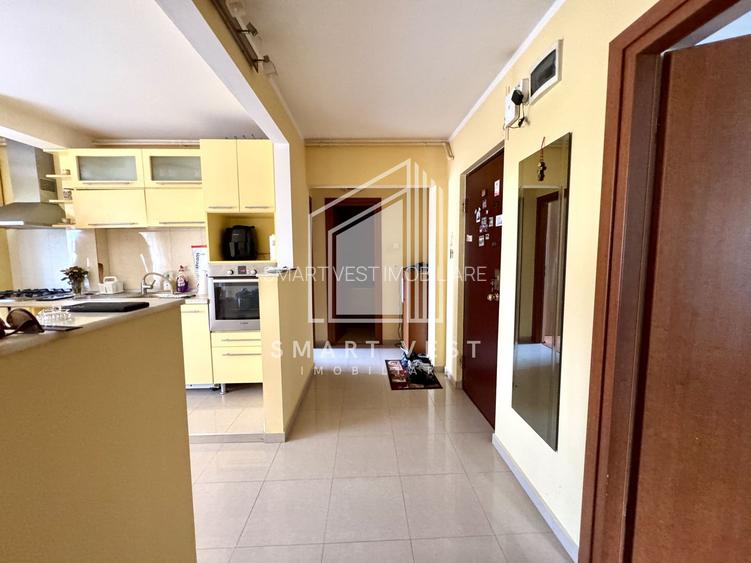 Apartament 3 camere decomandat de vanzare | Etajul 2 | Zona Micro 17 - 20