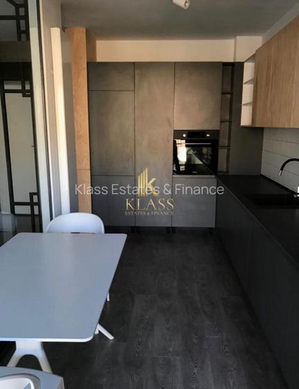 Studio modern cu parcare privată și spațiu generos - 6