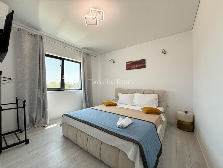 Mamaia-Sat, Vila modernă, mobilata si utilata complet, 15 camere - 30