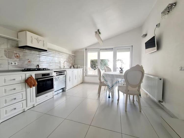 Casă elegantă, complet mobilată, cu curte amenajată - 5