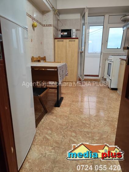 Apartament cu 2 camere decomandat, etaj 8/10,  Mazepa, - 6