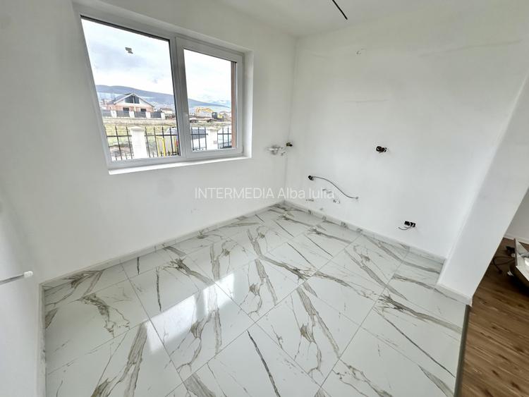 Casa Noua pe un nivel cu 4 camere cu terasa si toate utilitatile - 7
