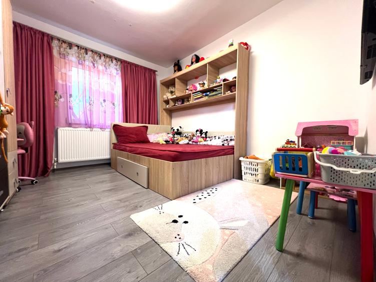 Casa Tuzla – 2 Constructii Individuale – 9 camere – 811mp teren - 12