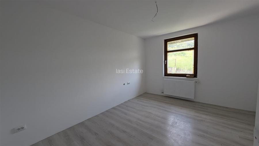 Vila triplex 4 camere si teren Barnova - 7